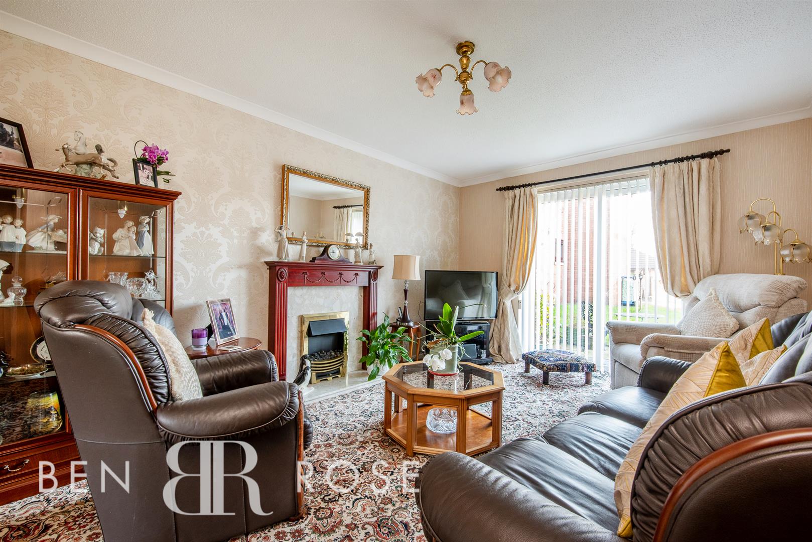 2 bed property in Rookery Close, Chorley